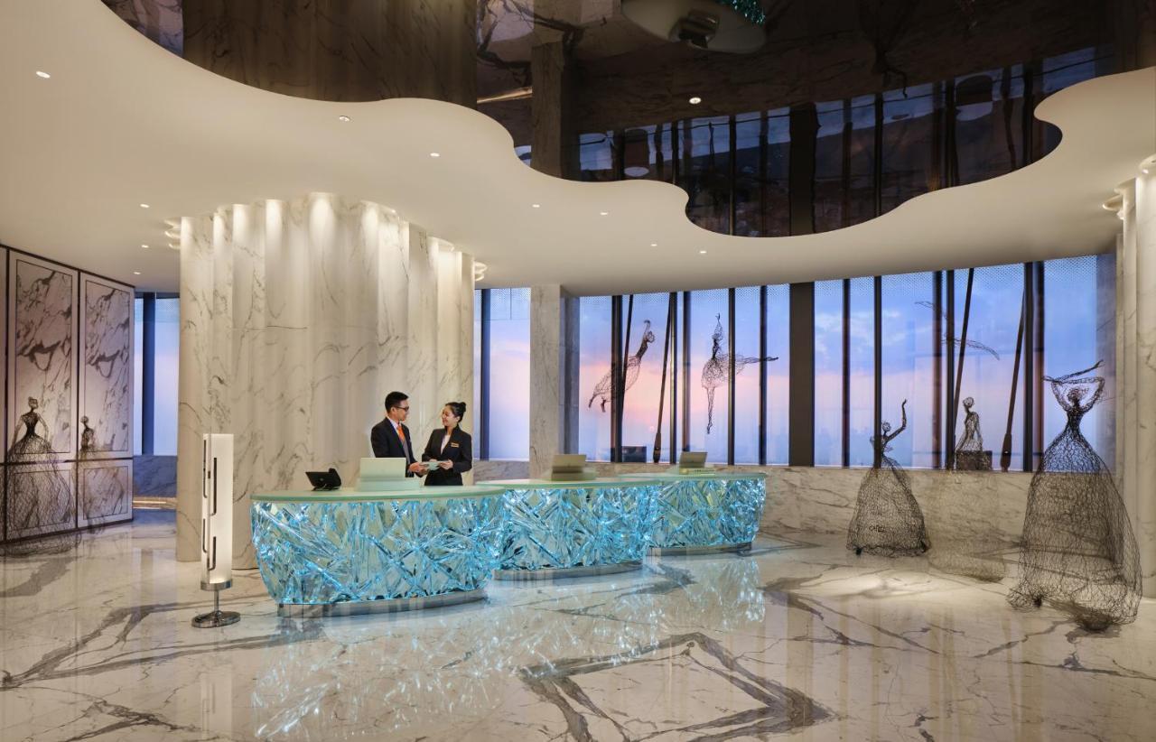 J Hotel, Shanghai Tower - Above All Else, Overlooking The Bund Exteriér fotografie