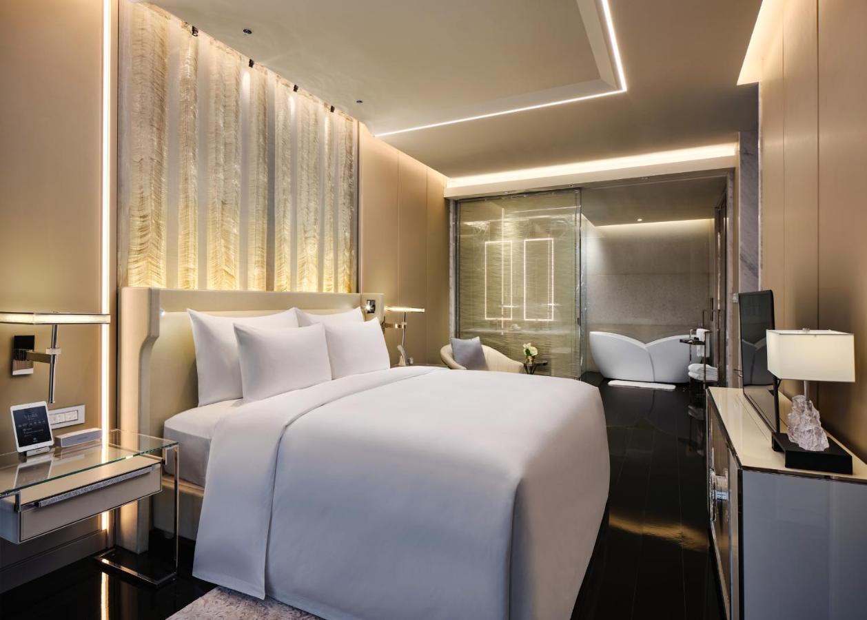 J Hotel, Shanghai Tower - Above All Else, Overlooking The Bund Exteriér fotografie