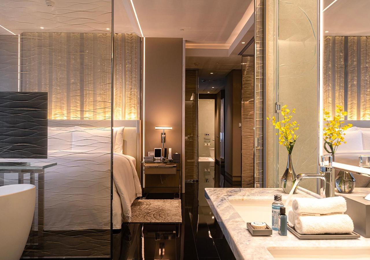 J Hotel, Shanghai Tower - Above All Else, Overlooking The Bund Exteriér fotografie
